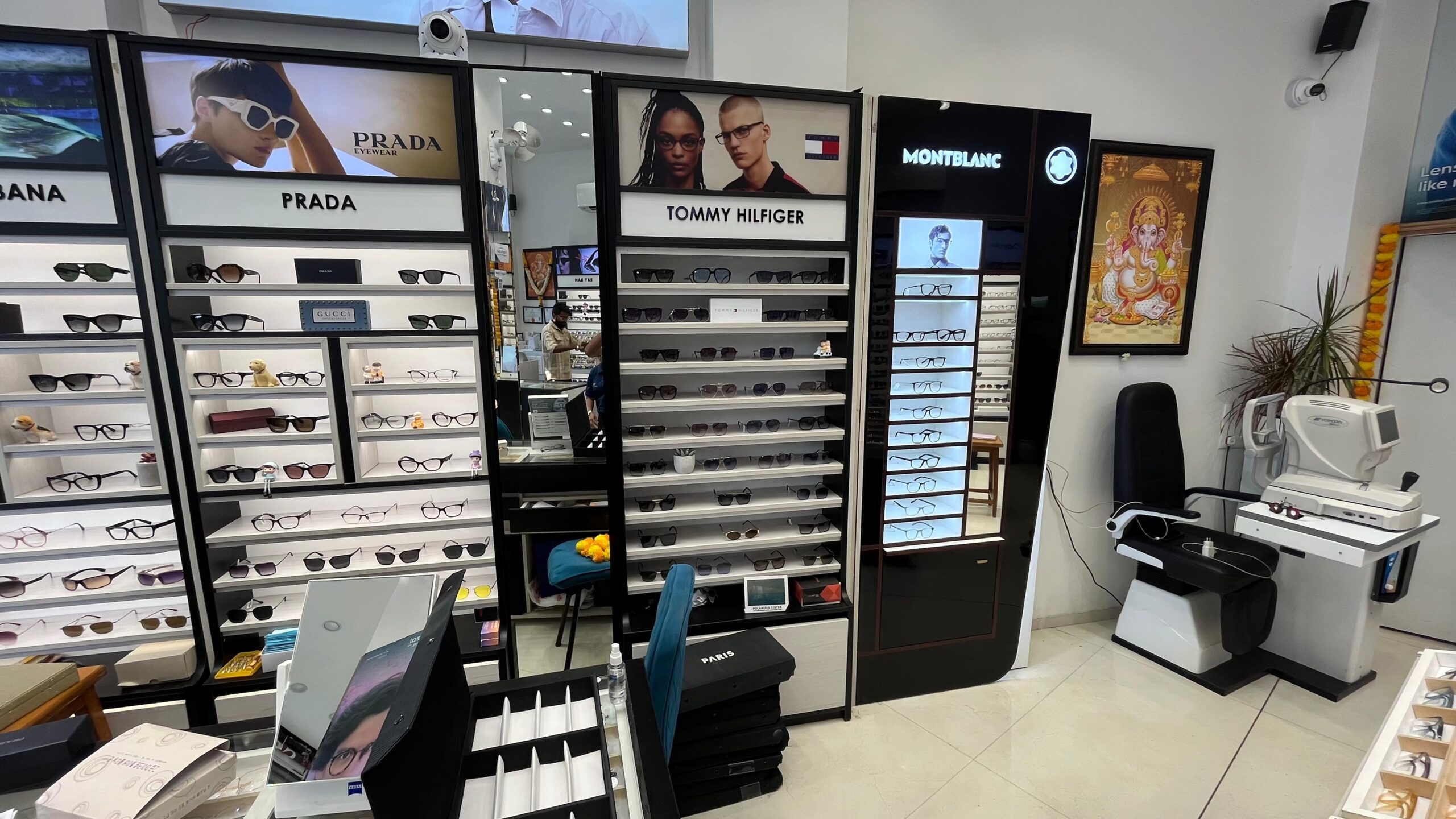 Floor Displays