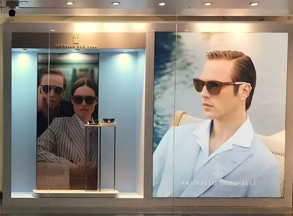 Window Display Boutique